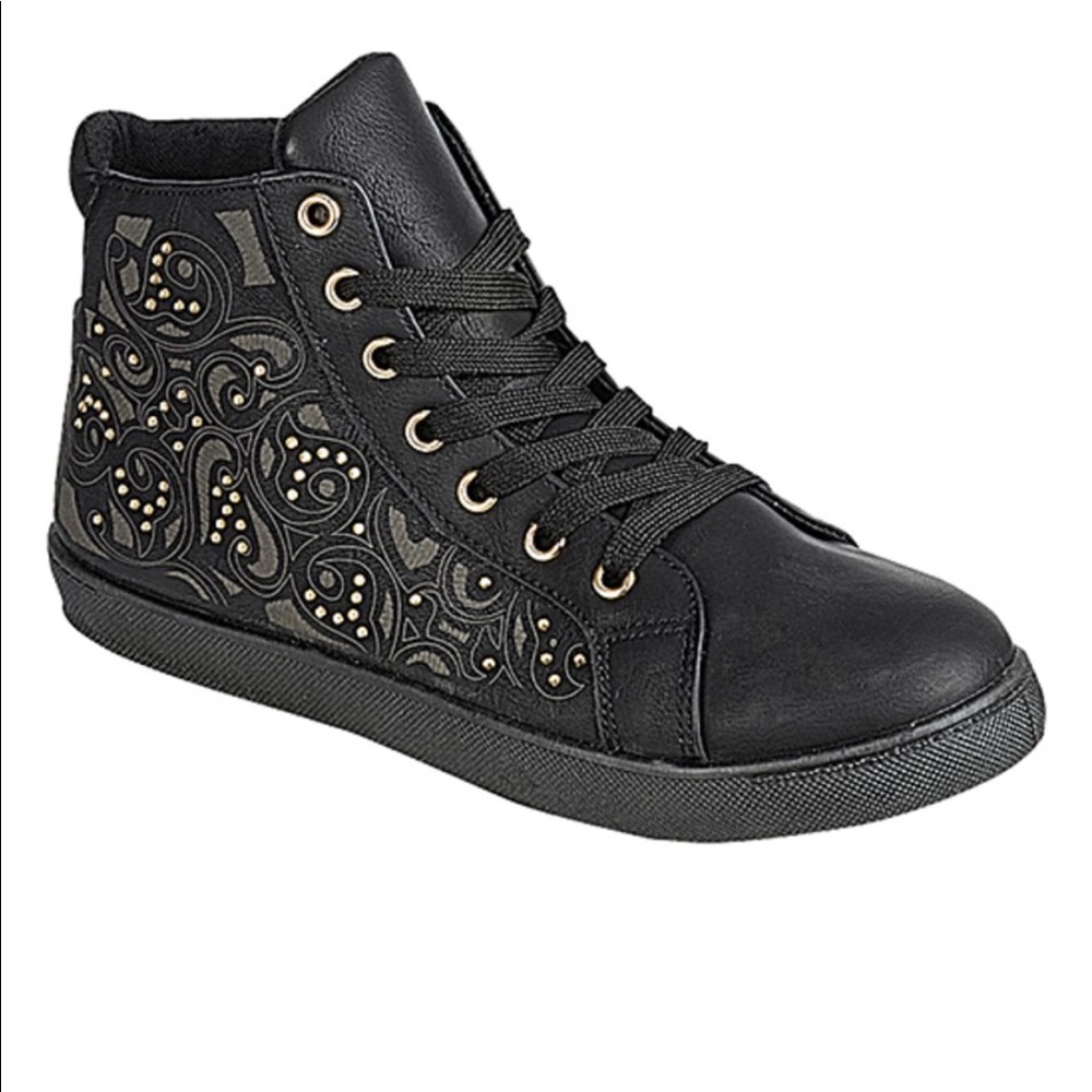 Via Pinky Sneakers - Picture 1 of 8